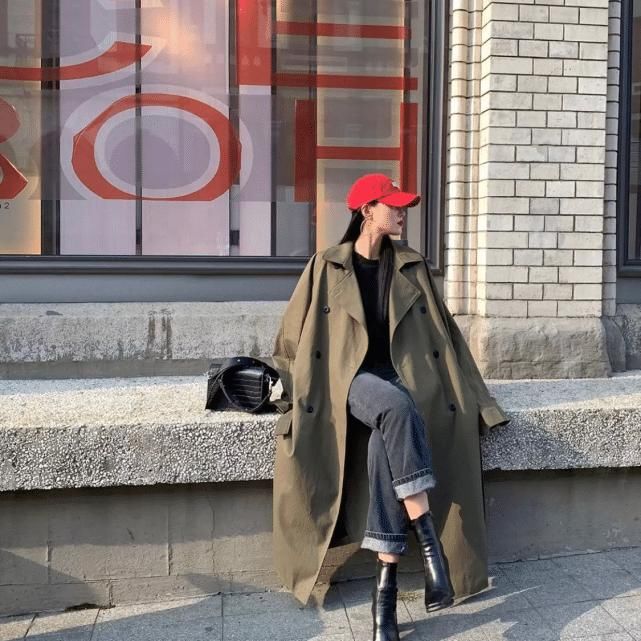  【会把女生们】快扔掉你的“ 羽绒服 ”吧，这几款长大衣早春穿“仙”到没朋友