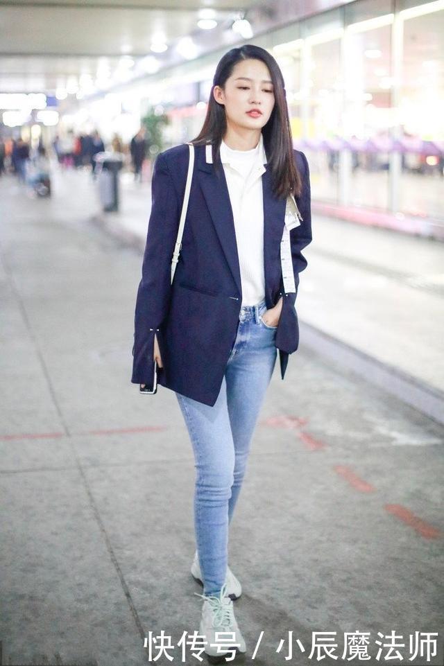 学学■穿西装别再搭高跟鞋了!今年学学明星们这样穿,时髦显高又好看