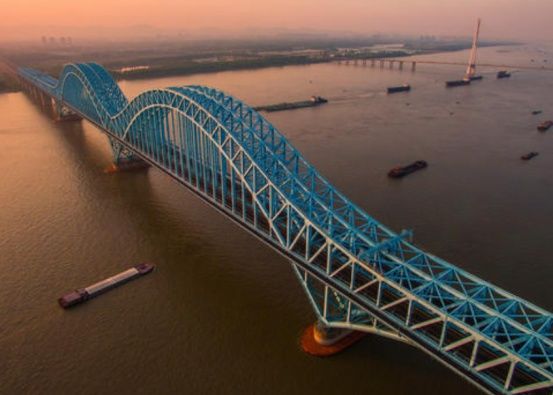 中国翻盘最快的高铁:通车两年亏损49亿，两年后反转盈利300多亿