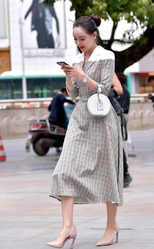  女生■春夏之季穿搭高跟鞋搭配短裤，让每一个女生都能够拥有大长腿