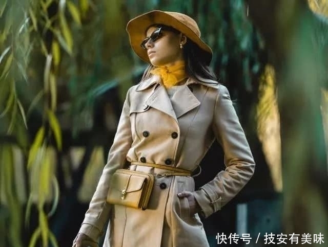  [超长款]能挡风能凹造型的风衣，想要穿出走路拉风的样子，建议你这样选