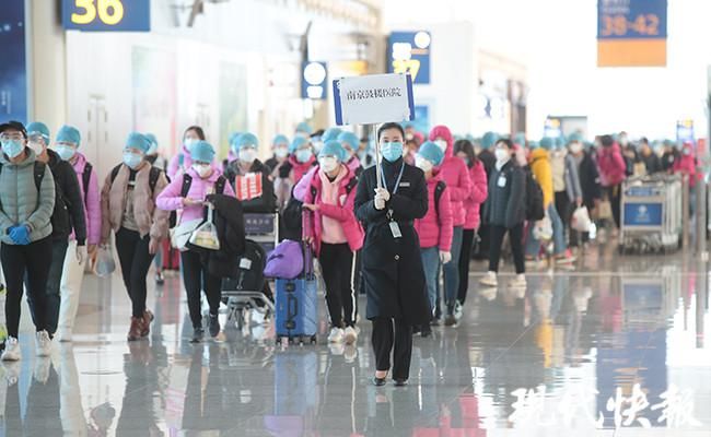 全力|武汉机场！21支医疗队来了！全力投入重型患者救治