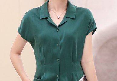 女人长得好看也别穿牛仔裤，现流行的名媛套装，简直美上天