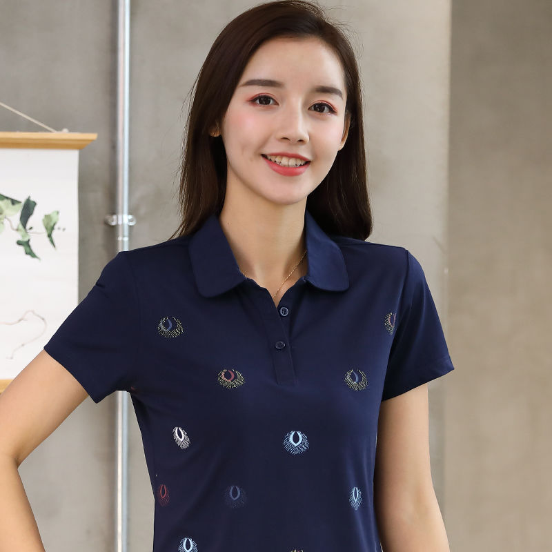 女人好身材别藏着，瞧瞧下图，女人味十足