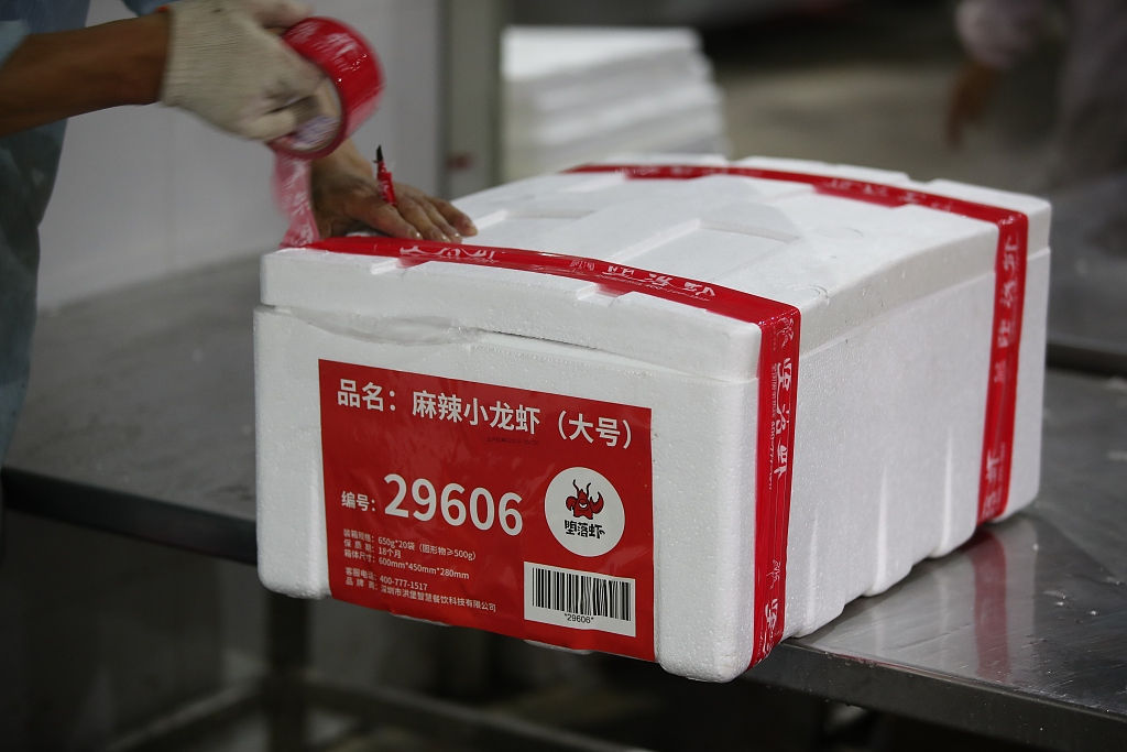 湖北小龙虾上市撞上世界杯 俄罗斯已抢走10万