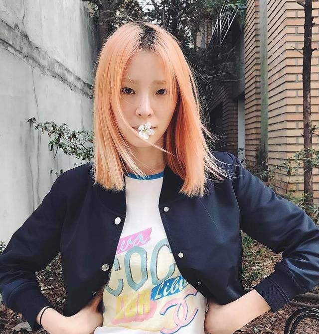 『感觉』印花T恤很多款,选对了才叫好看时尚!