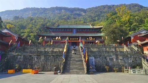 电视剧:我国“最赚钱”的山,很多电影电视剧在这里拍摄,景色美不胜收