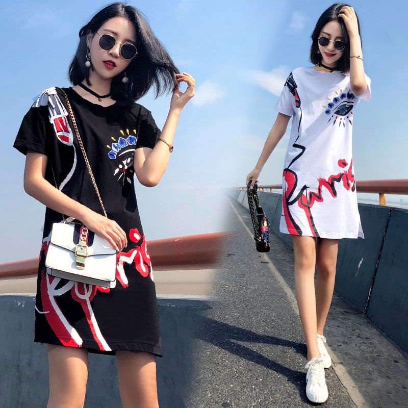 8月新出这款连衣裙，1米5矮个老婆穿，显高洋气，适合小个女人