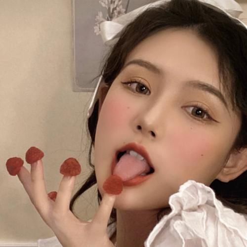  『禁忌』00后女生化妆的3种禁忌，怪不得皮肤越变越差，劝你趁早改掉吧
