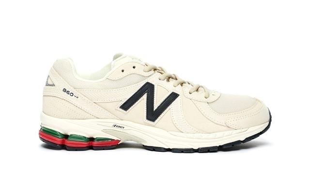  「元祖」奶油白、元祖灰！这两双 New Balance 860 质感真高级