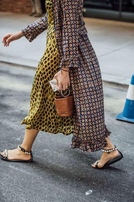 时髦博主INS刷火了波点，但亚洲人怎么穿才不土?