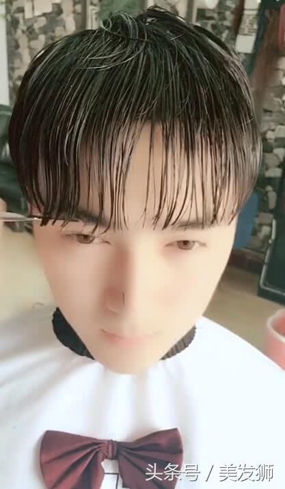 五官清秀的小哥哥，换完发型后秒变帅气男神，网友：这颜值逆天了