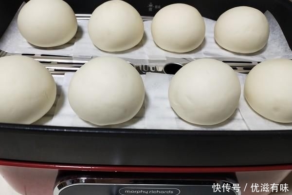  [松软]蒸馒头时，有人加酵母有人放白糖，其实“它”才是馒头松软小秘诀