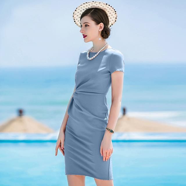 无意中发现这些秋裙,款款时髦还嫩美,不管哪个年龄穿都很合适