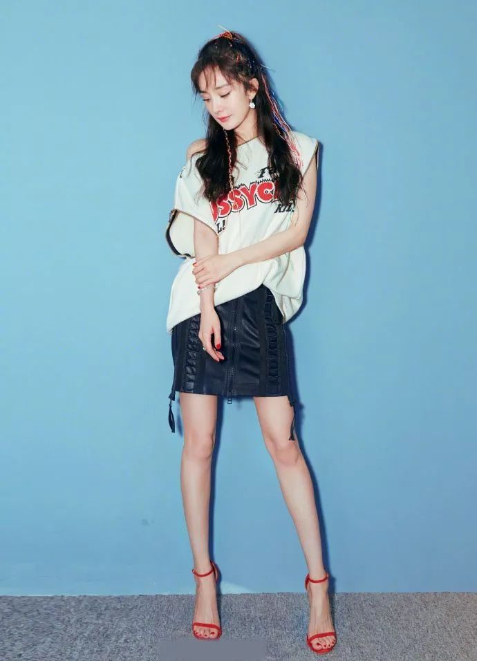 戚薇女儿可以C位出道了， 大S复出胖成水桶腰?|Star星私搭|