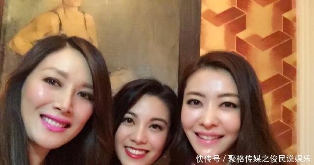 熊黛林皮肤白嫩的美照，图4穿黑丝的闺蜜抢镜，图8皮肤真好！