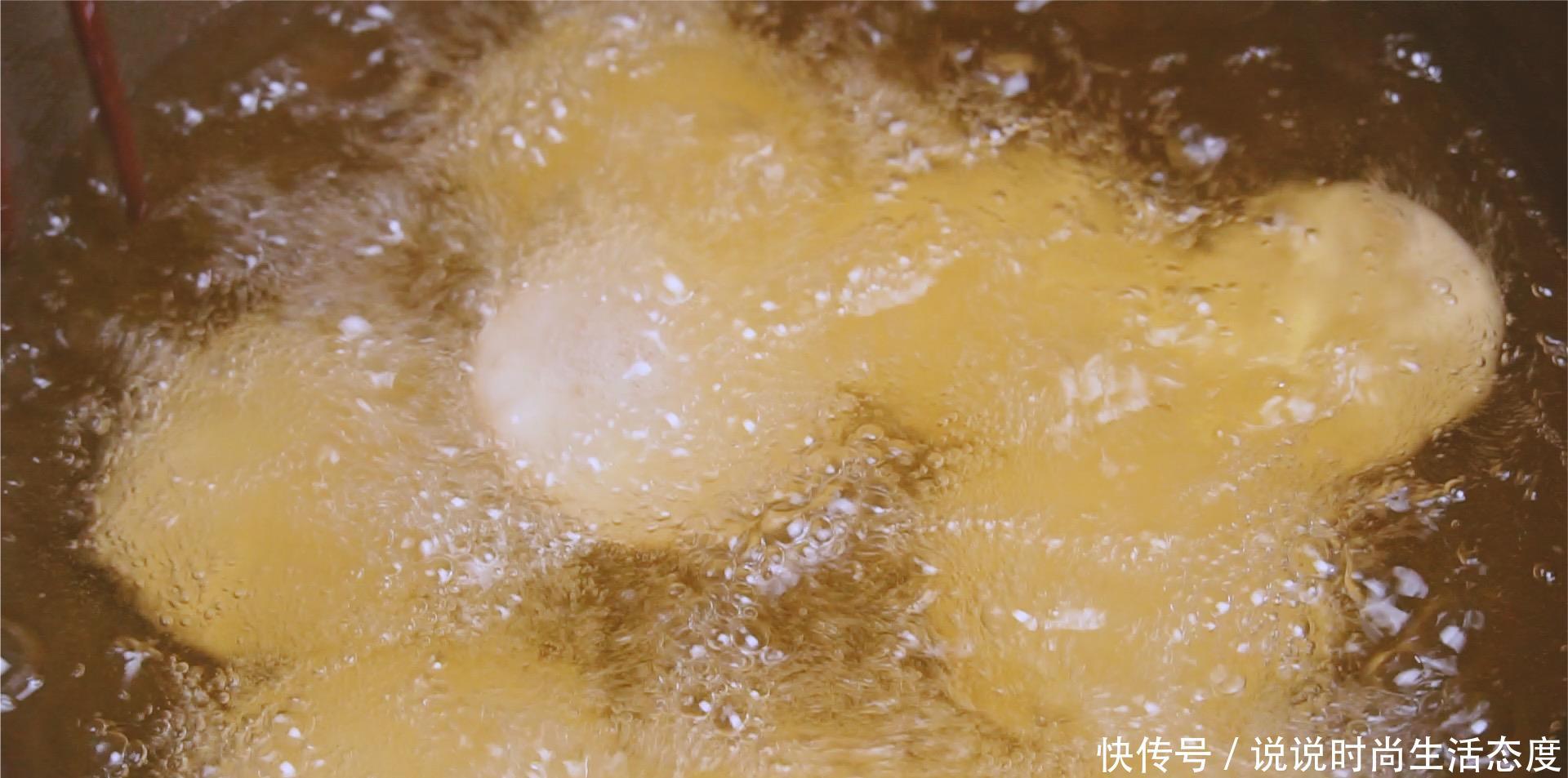  『糖糕』炸糖糕最正宗的做法，掌握这几步，保证空心不流糖，简单又好吃