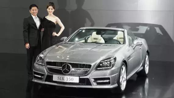 官媒重磅：范冰冰被抓！涉嫌违规放贷和腐败案，奢华豪车大曝光！