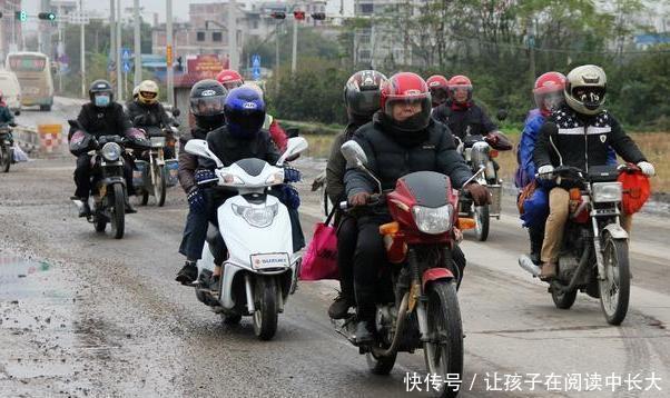  考驾照@为啥有些农民愿买摩托车，却不愿考驾照？老农说这3点，