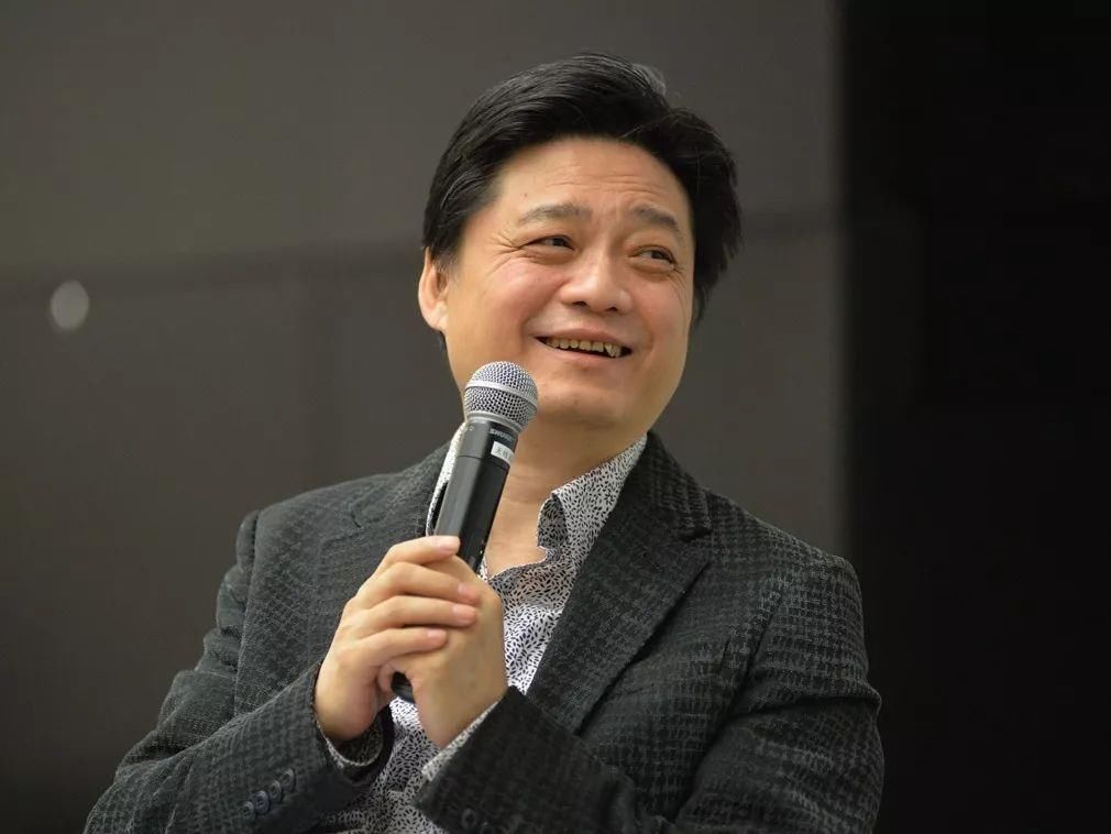 冯小刚回撕崔永元:“你不是病人，你是坏人!”网友:这说辞和马蓉