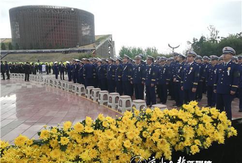 木里“3.30”森林火灾烈士追悼仪式在西昌举行