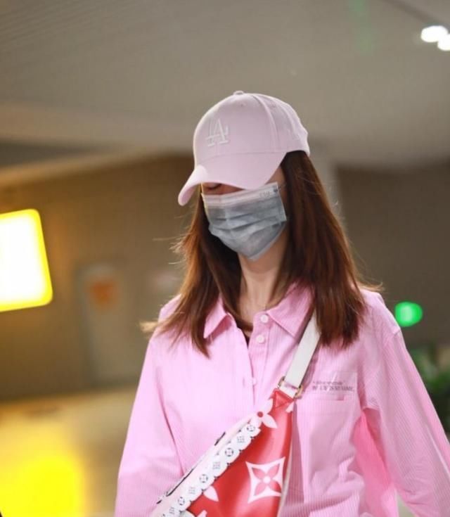  女人：这些“冻龄”女人，不是装嫩是真嫩，又美又精致
