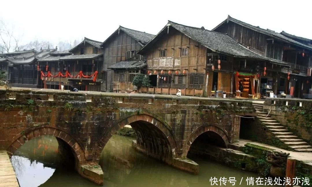 四川还藏着这样八个绝美古镇,你去过吗?