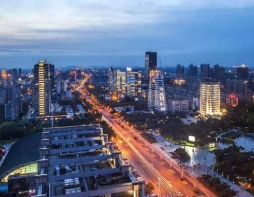 中国最干净的城市，整洁程度不输日本瑞士，值得其他城市学习