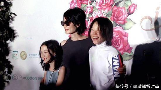 11岁李嫣与2的0岁窦靖童同台,同是天后之女,气质差距咋那么大!