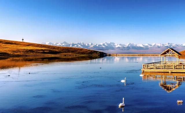 中国最美公路 一年仅开放5个月