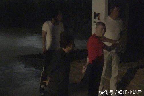 对于华谊兄弟大比质押所持股份一事,袁立的表