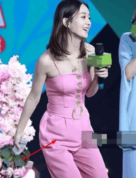 赵丽颖路人照再现小腹隆起，怀孕又起传闻，和冯绍峰感情成真？