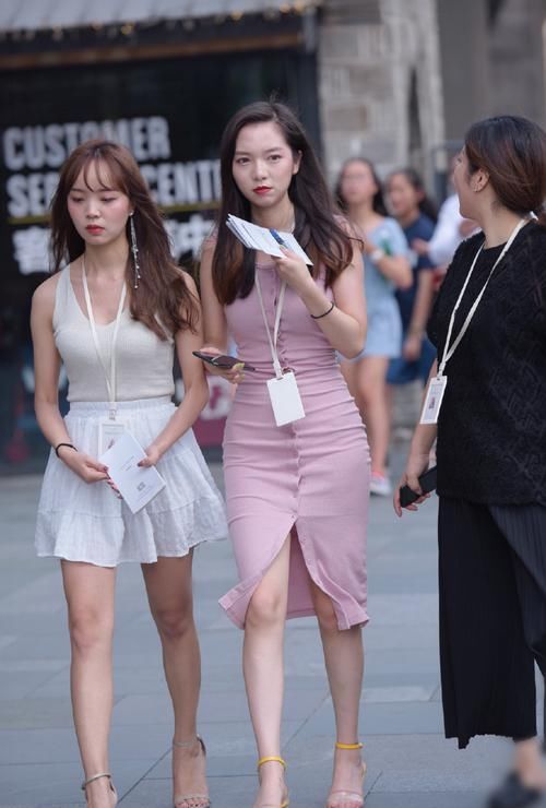  时尚女生们|初夏裙装穿搭，格外的清爽优雅，气质女生们都喜欢