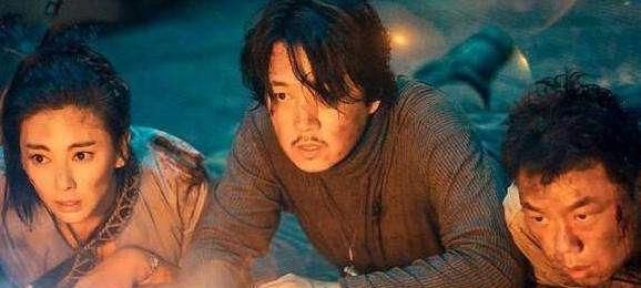  拍摄@担心《鬼吹灯》再换主演？潘粤明一口气签5部，版权乱作者得背锅