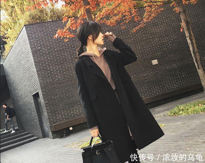  『学学』女人穿大衣不要配短裙，冻腿！学学香港女人，忒美