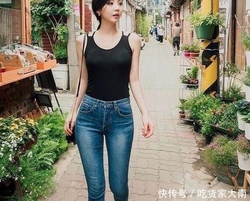  『自信』华丽典雅的高跟鞋美女，展现出自信的女人味