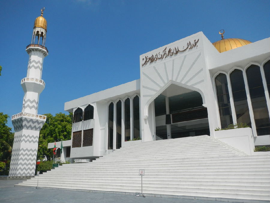 亚洲最奢侈小国：首都还没我国公园大，去旅行一次却最少要花2万