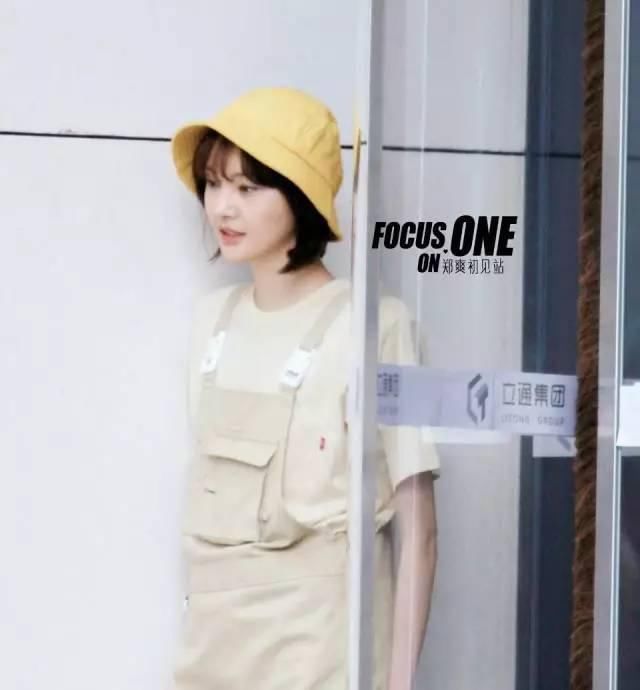 为什么周冬雨、郑爽、娜扎都要剪短发?这些照片给出了答案...