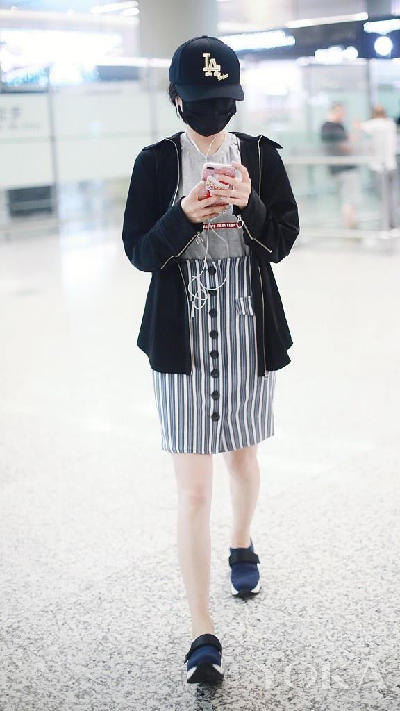 小个子女生条纹装让你显高显瘦 原来全是优点！