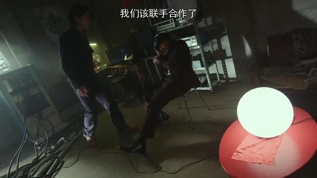  『假面』假面骑士零一32话追加预告，亡被解放，连战燃烧猎鹰和金属簇蝗虫