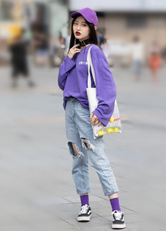 街拍:图2姐妹花温柔的嫣然一笑,看得我心动不