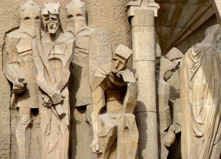 全球最漂亮的“烂尾工程”，一个世纪都没完工，被称上帝的杰作