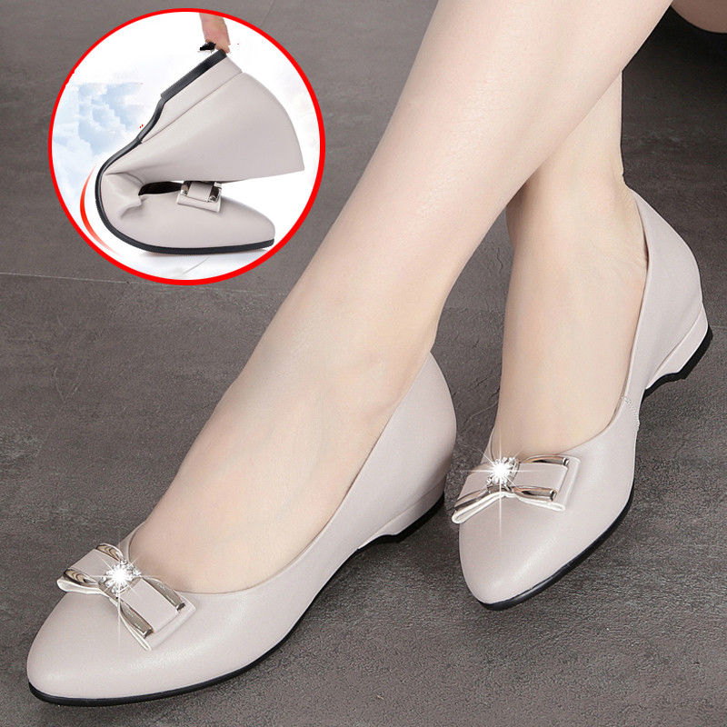 9月刚上新妈妈鞋，甩高跟鞋九条街，60岁妈妈穿上，防滑又养脚