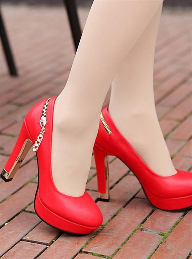 心理测试:你最喜欢哪双高跟鞋?测一下路人会给你打几分!