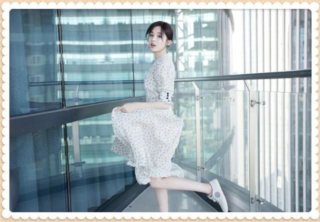 26岁古力娜扎还似少女，32岁杨幂已成大妈，整容脸果然经不起考验