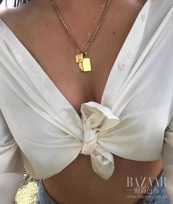 好闺蜜的钱币项链爆红 我也默默加进了购物车里！