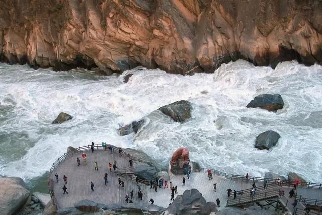 十一国庆外出游玩，有多少5A景区，都是这样的坑爹景区