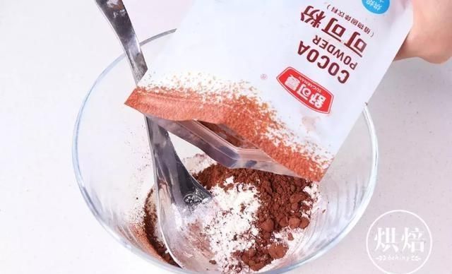  『蛋糕』印花蛋糕卷太难？教你一招简单做出美美的内花蛋糕卷 切开见惊喜
