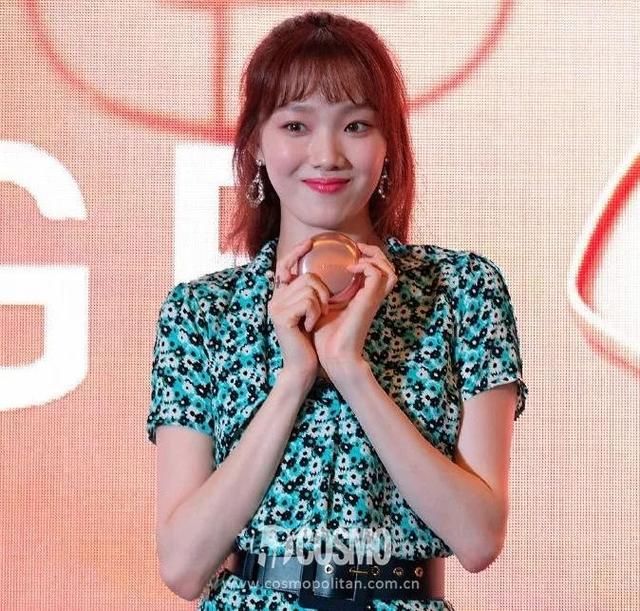 郑素敏这条小绿裙是下一个爆款没错了