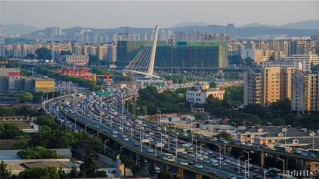 中国最爱改名的城市：改了20多次，如今名字中一个字与首都相同